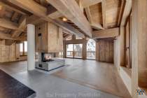 Main Photo of a 4 bedroom  Apartment for sale