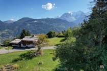 Main Photo of a 4 bedroom  Chalet for sale