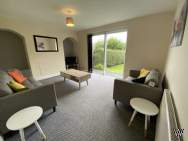 Main Photo of a 4 bedroom  House to rent