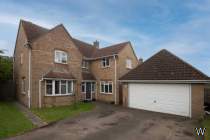 Main Photo of a 5 bedroom  Detached House for sale
