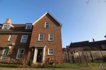 Main Photo of a 4 bedroom  Semi Detached House to rent