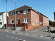 Main Photo of a 2 bedroom  Maisonette to rent