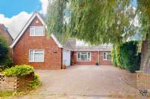 Main Photo of a 4 bedroom  Detached House for sale