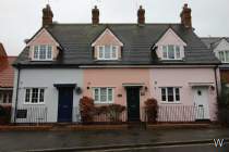 Main Photo of a 2 bedroom  Terraced House for sale